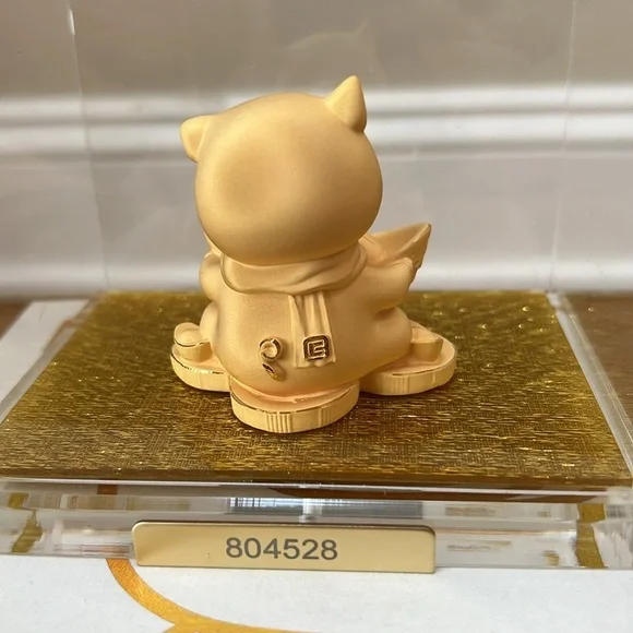 Cathay Bank Gold Plated 2019 Pig - Picture 4 of 8